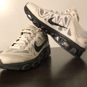 Nike Tailwind 7 Women’s Air Max Sz 8